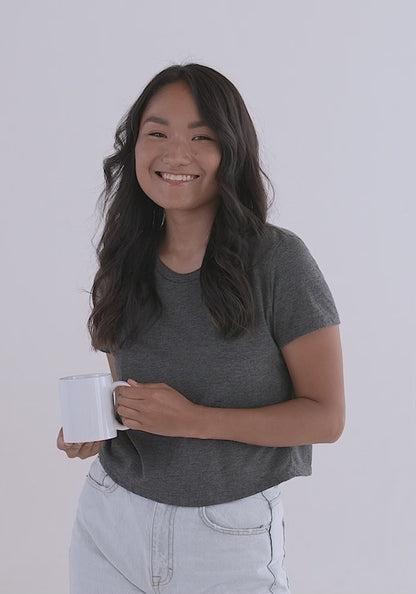 White Glossy Mug.mp4